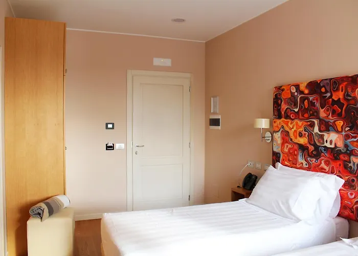 Dolcedorme Garni Hotel 2*